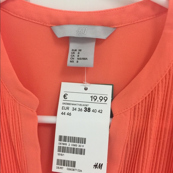 Top - Picture 2 of 2